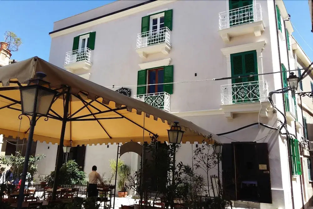 Hotel photo 14