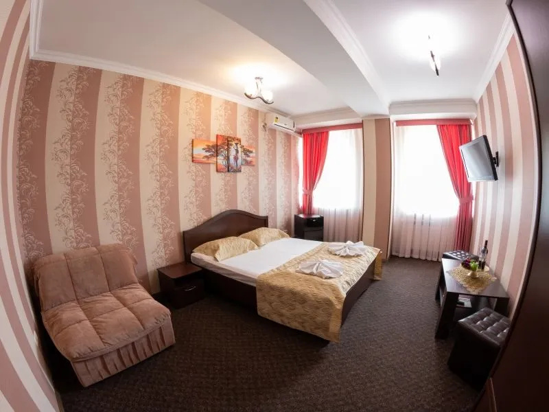 Comfort Plus Double room (full double bed)
