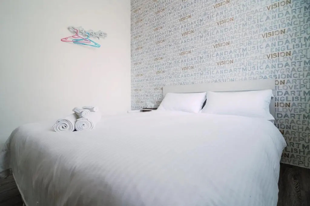 2 Bedrooms Suite