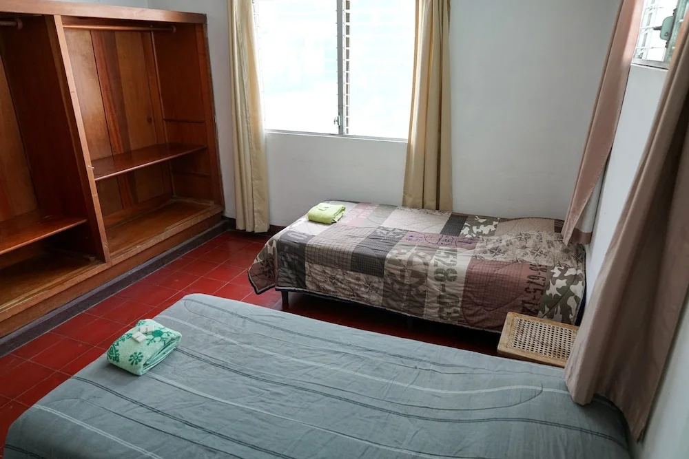 Economy room