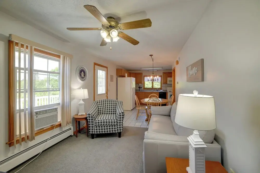 Apt in Old Orchard Beach - Walk to Bay + Pier