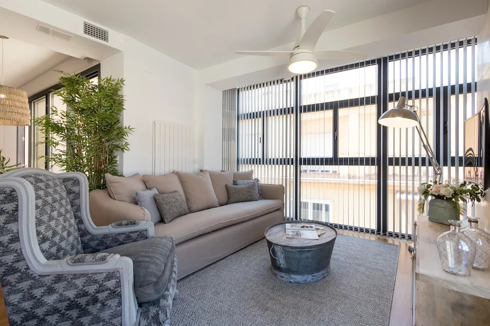 Chezmoihomes Plaza Nueva Penthouse