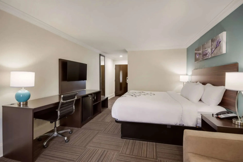 Hotel photo 26