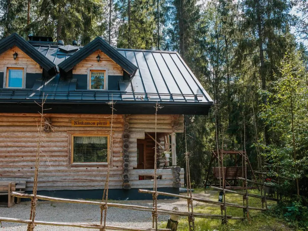 2 Bedrooms Cottage