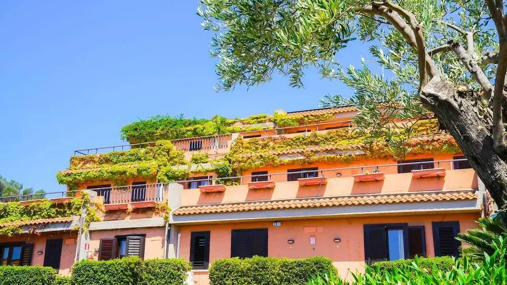 Aura Club Porto Rhoca