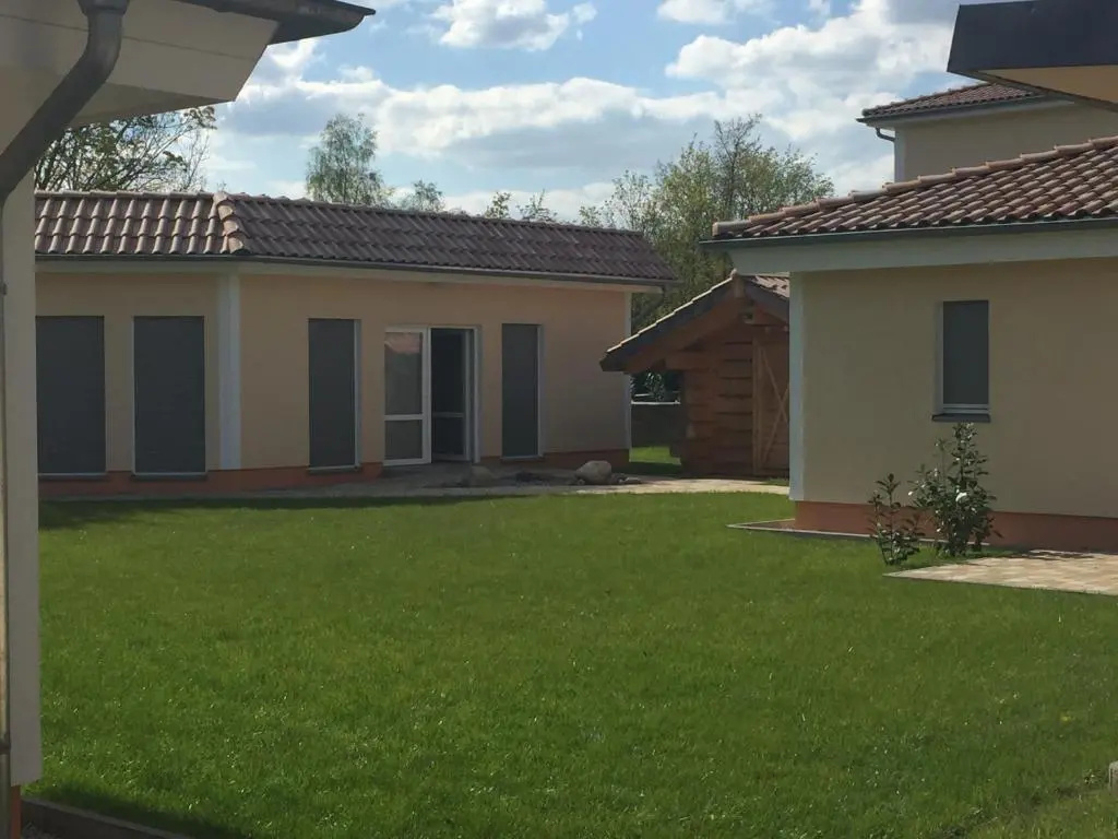 3 Bedrooms Cottage