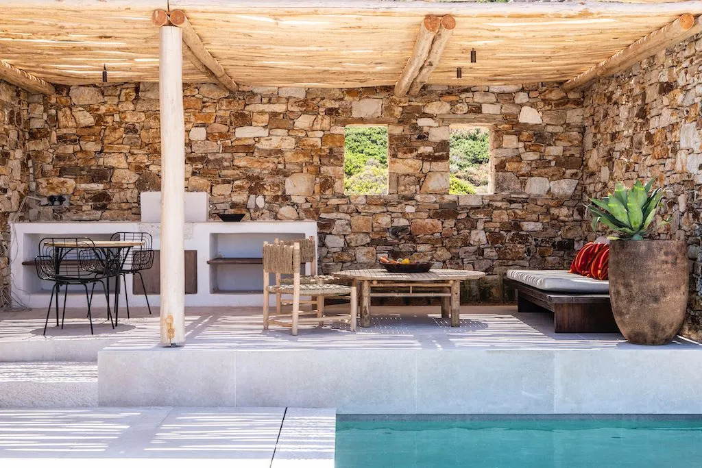 The Rooster Antiparos by null