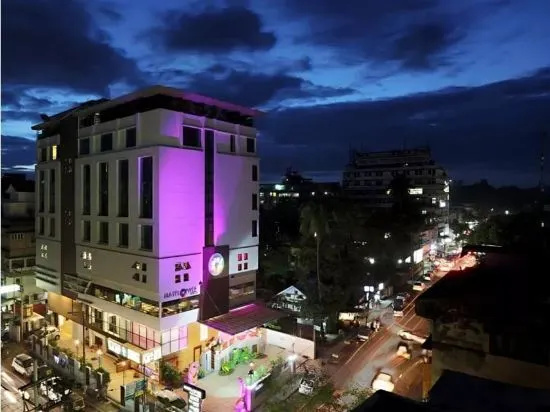 Mayflower Hotel - Général