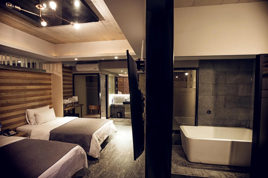 Deluxe Double room (twin beds)