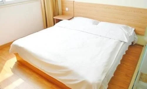 Shijiazhuang Yiju Hotel
