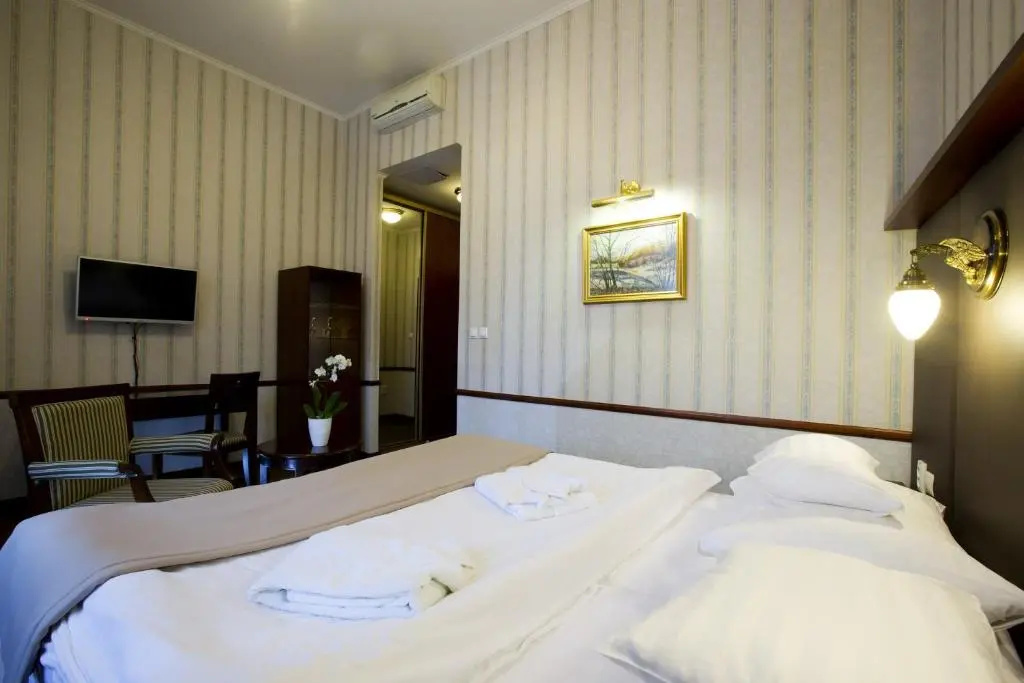 Hotel Golden Eagle - Chambres