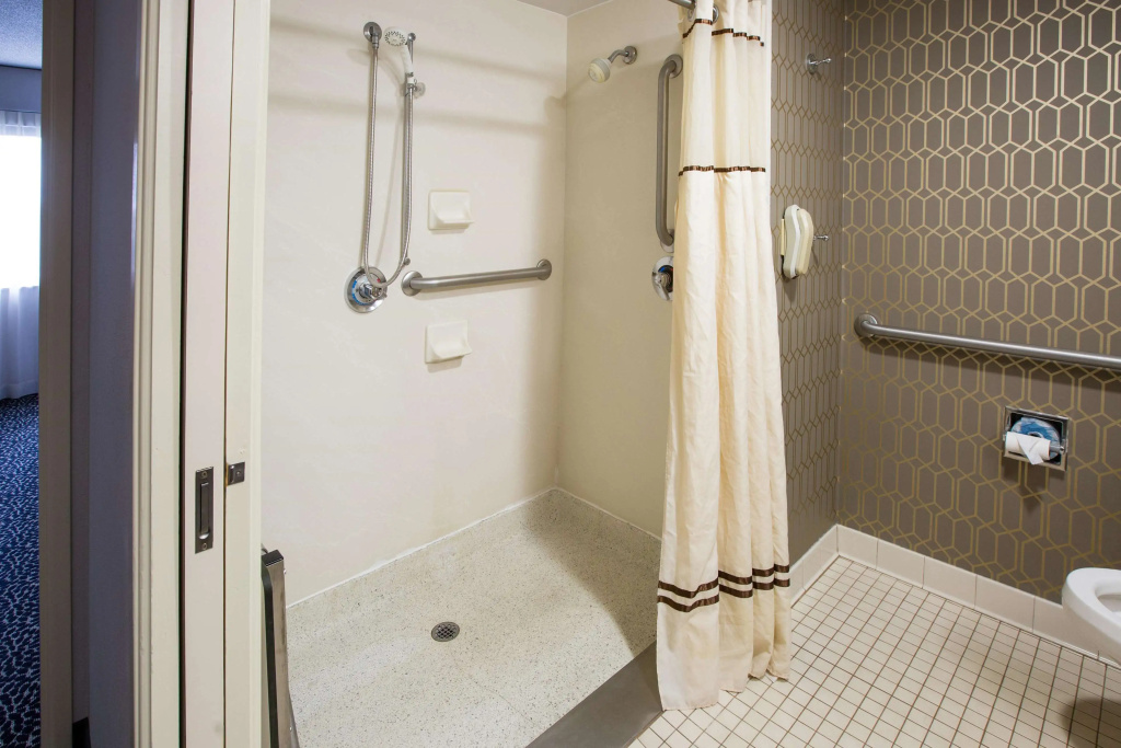 Embassy Suites Louisville East - Général