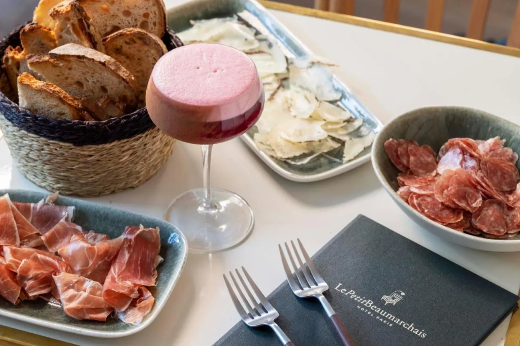 Le Petit Beaumarchais Hotel & Spa 7
