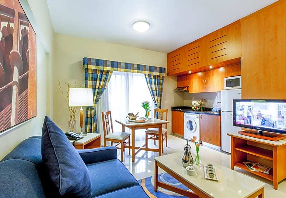 Golden Sands Hotel Apartments