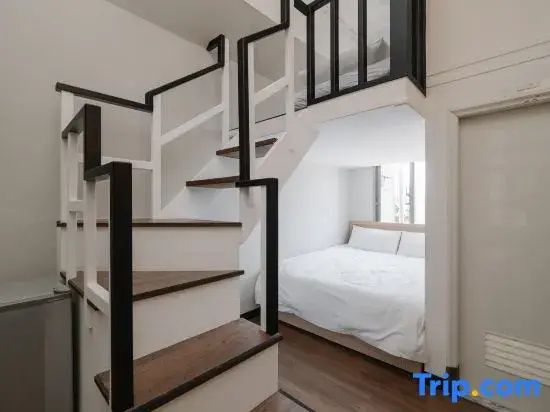 Standard Triple Duplex room
