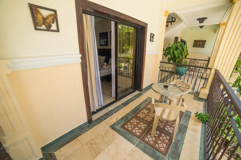 Balcony & Terrace