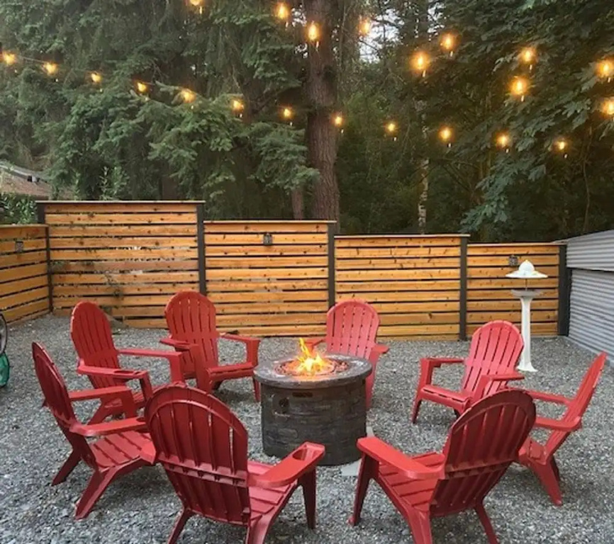 Family House w/ Creek, Fire pit & Yoga Deck