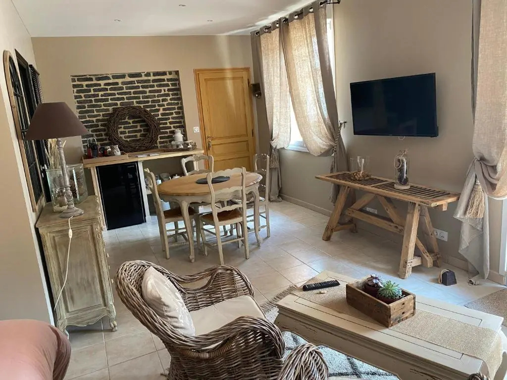 Superior Double room (full double bed)
