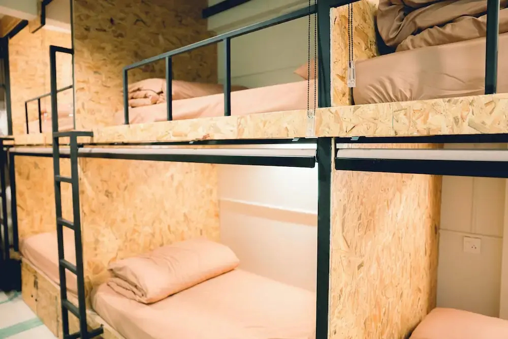Отель Comfy Corner Hostel в Бангкоке
