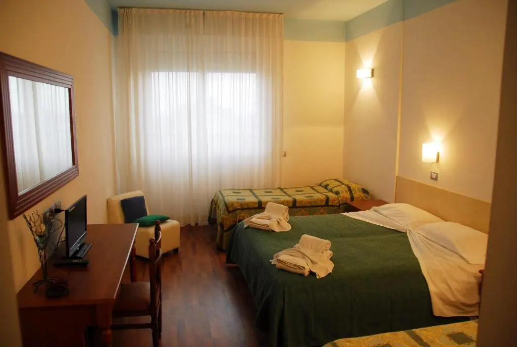Hotel Golden - Chambres