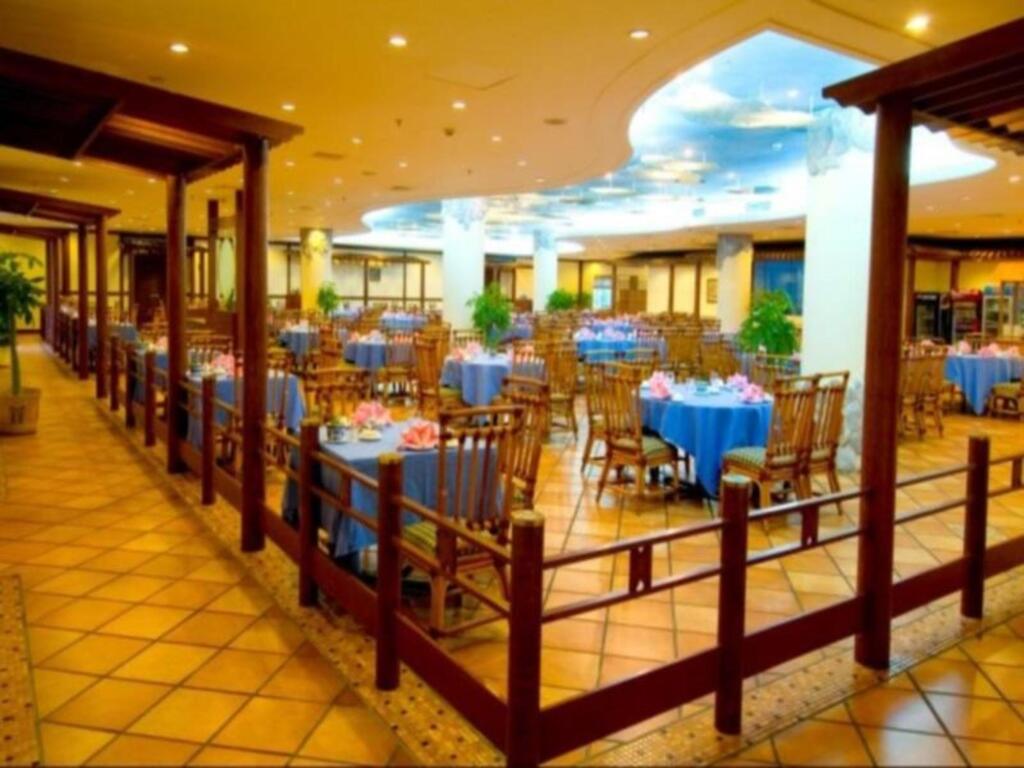 Golden Palm Resort