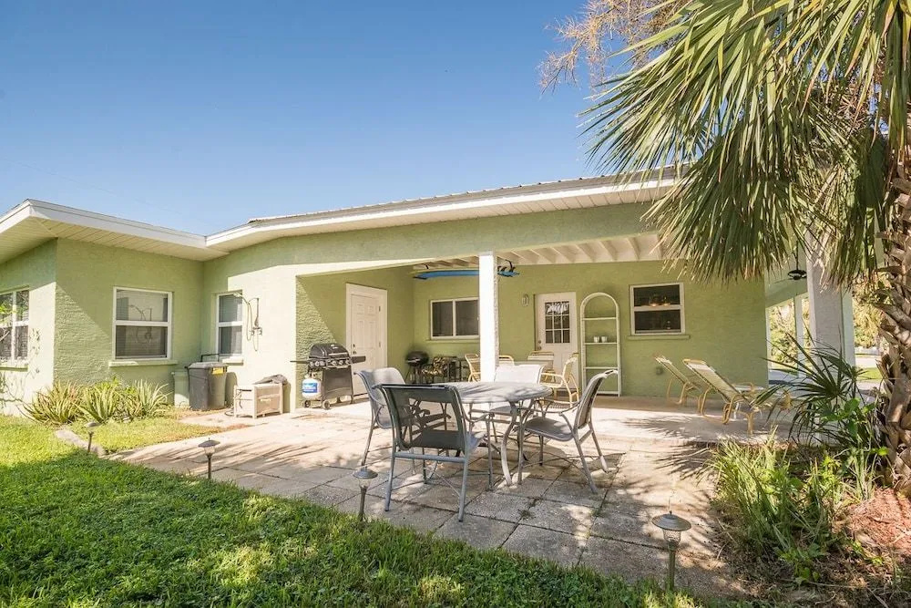 1814B - North Beach Beauty by RedAwning