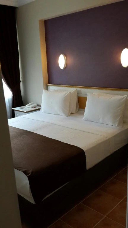 Economy room