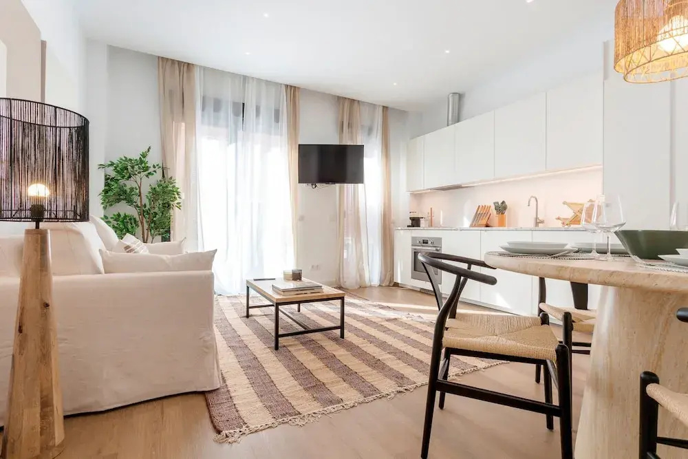 Lovely 2BD Apartment in Madrid Zabaleta I