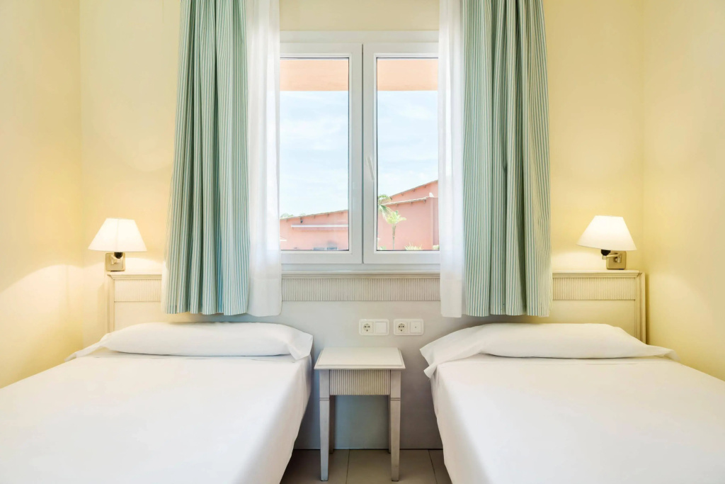 Aparthotel ILUNION Sancti Petri - Général