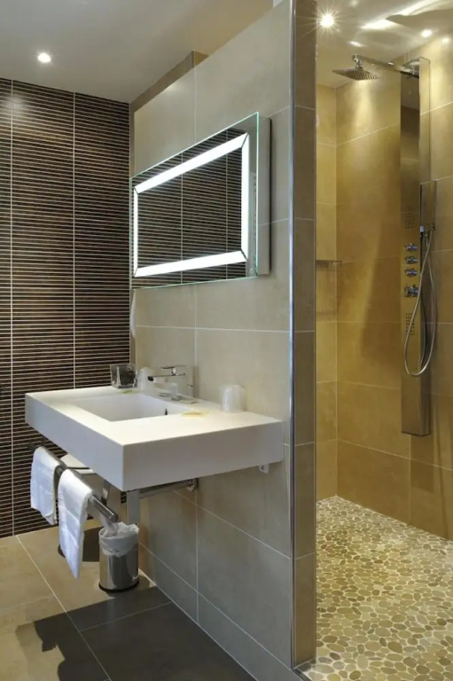 Brit Hotel Chateaudun - Chambres