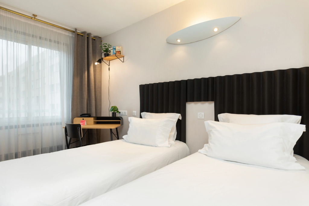 Chromatics Hotel & Restaurant The Hill Club by happyculture - Général