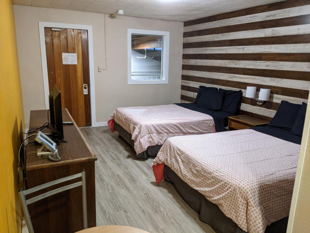 Valley Motor Lodge