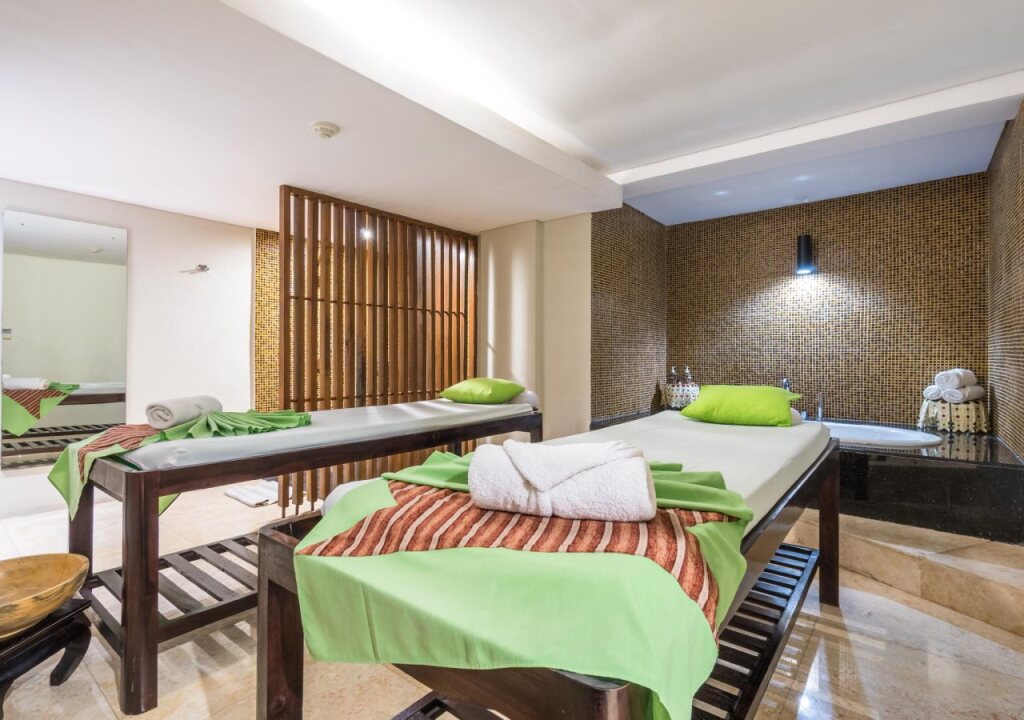 Grand Whiz Hotel Nusa Dua Bali