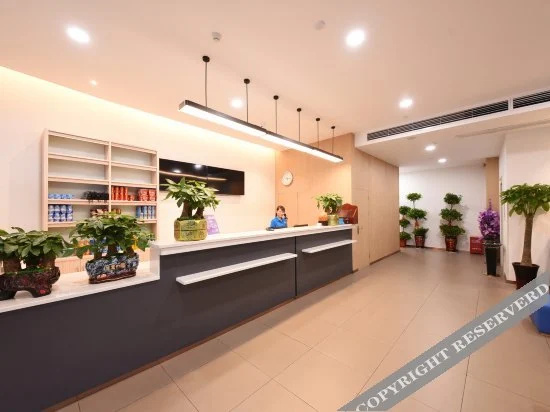 Food & Beverage