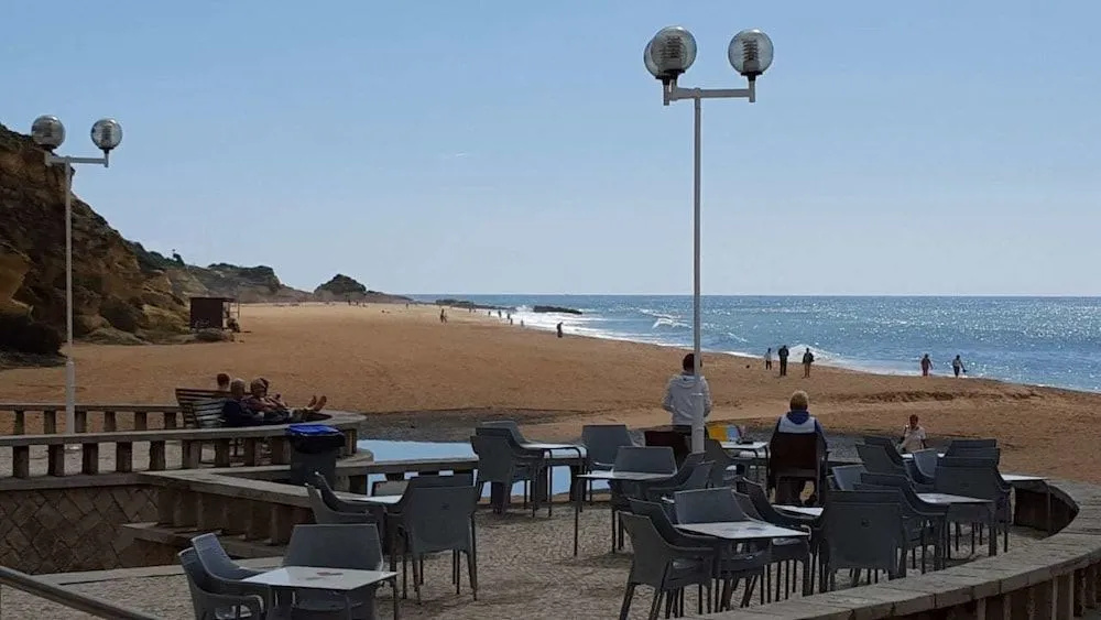 Albufeira, One Step to the Beach