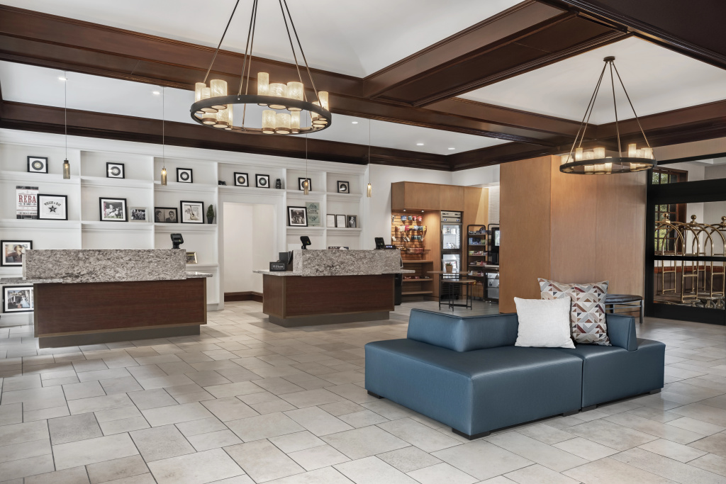Lobby & Reception