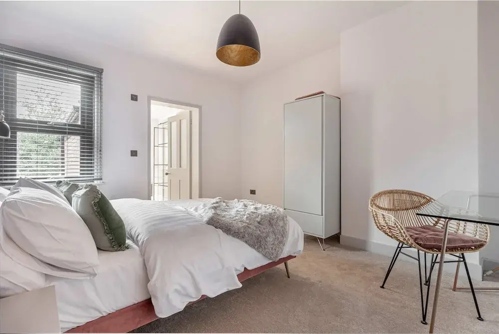 Host Stay Barton Road Retreat
