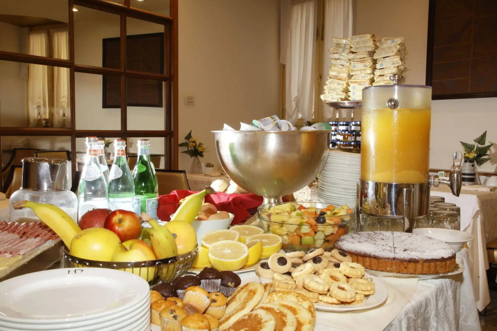 Hotel photo 13