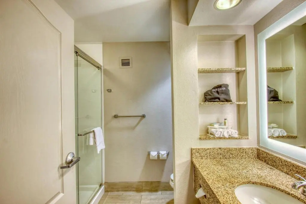 Holiday Inn Express Hotel & Suites Milwaukee Airport by IHG - Chambres