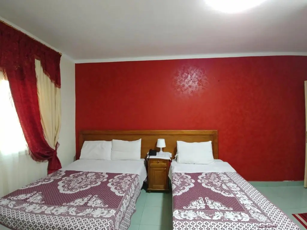 Economy room