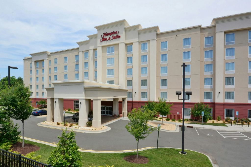 Hampton Inn & Suites Durham/North I-85