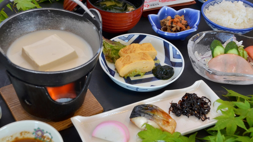 Food & Beverage