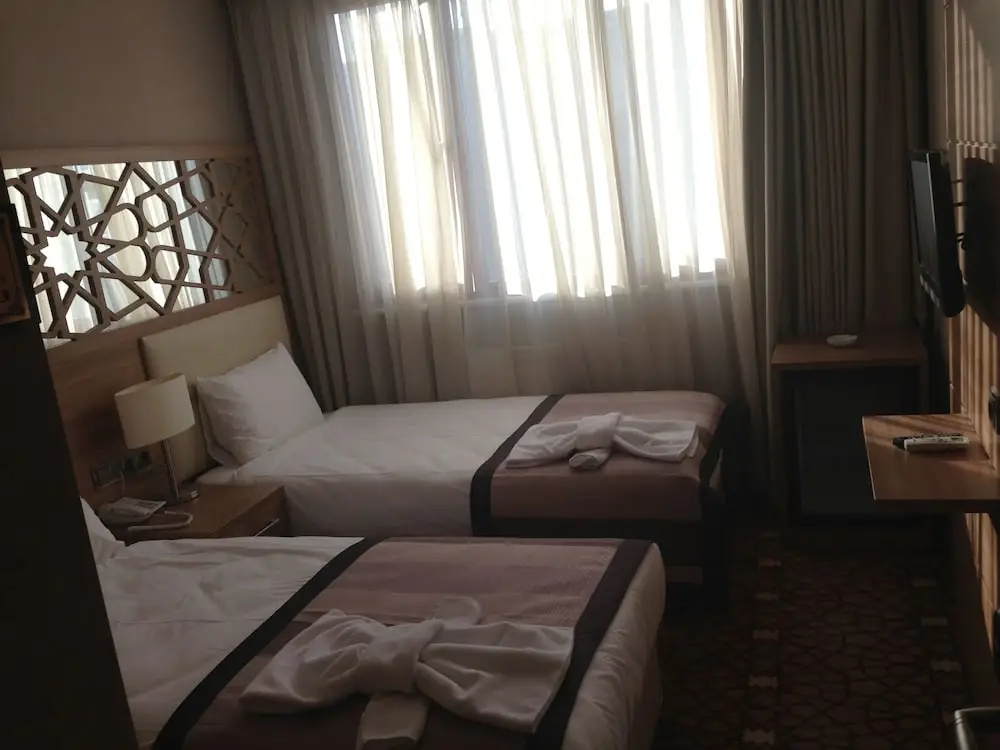 Double room (full double bed)