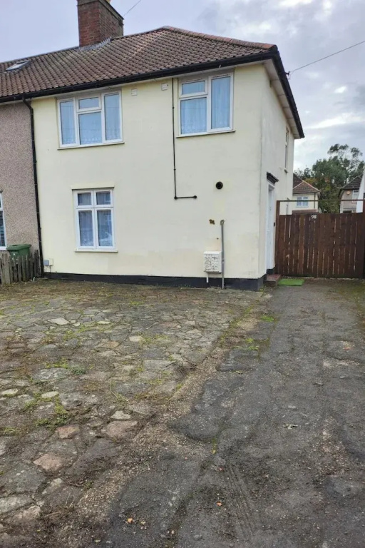 Dagenham - House - Stay5 - Parking - Greatlocation