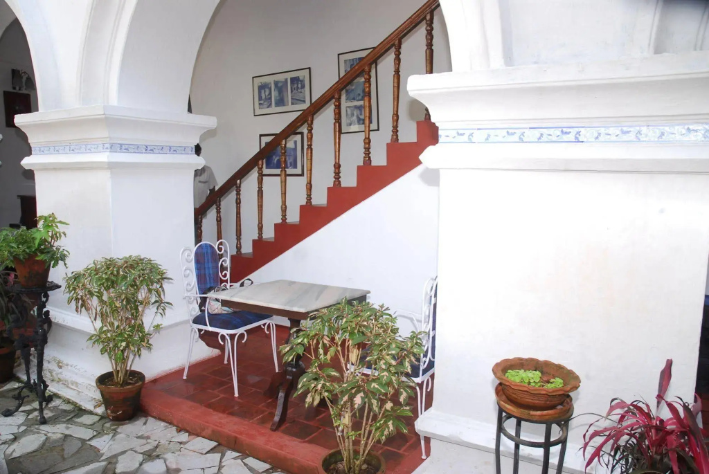The Old Courtyard Hotel - Général