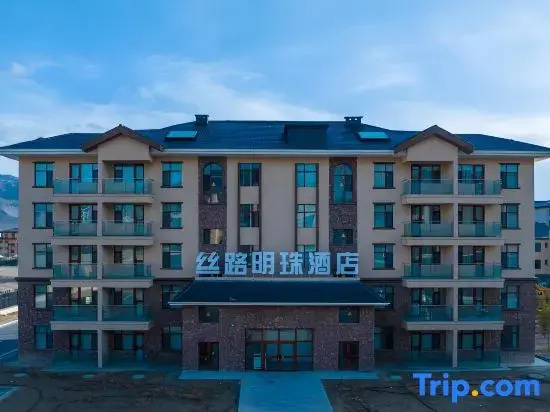 Bole Silk Road Pearl Hotel (Sailimu Lake Scenic Area)