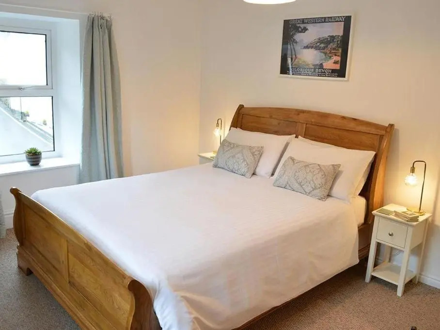 尊貴雙人房，配有大雙人床