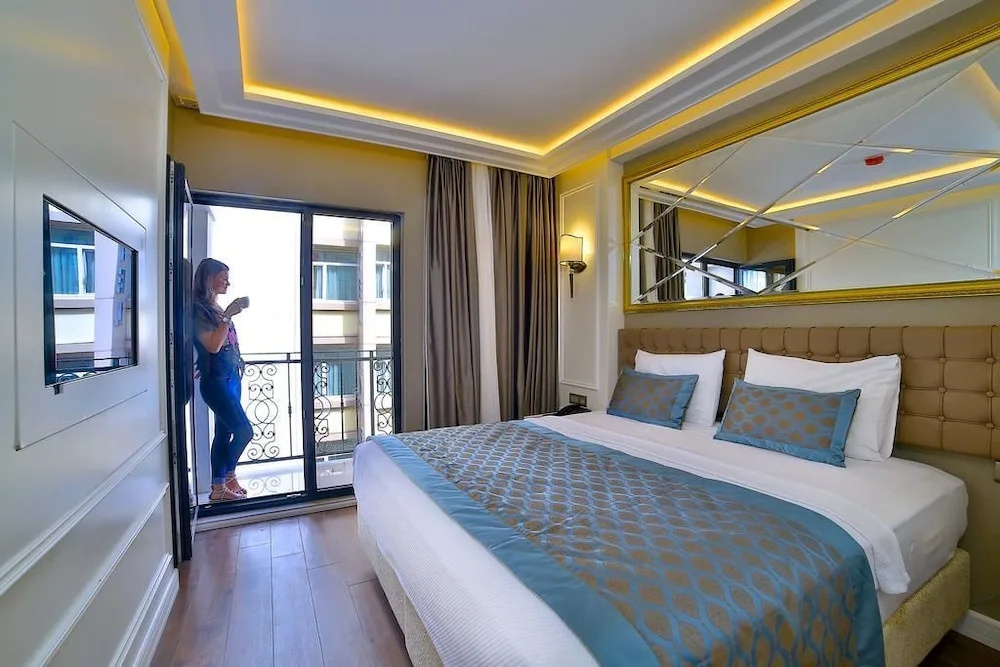 Beethoven Hotel & Suite — 2