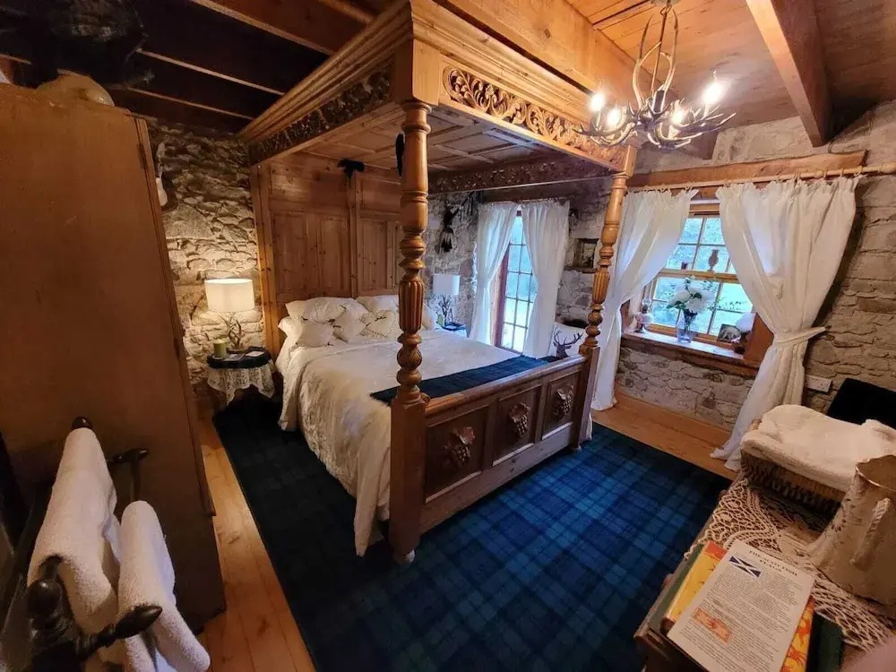 Traditional 2-bed Cottage in Dalry