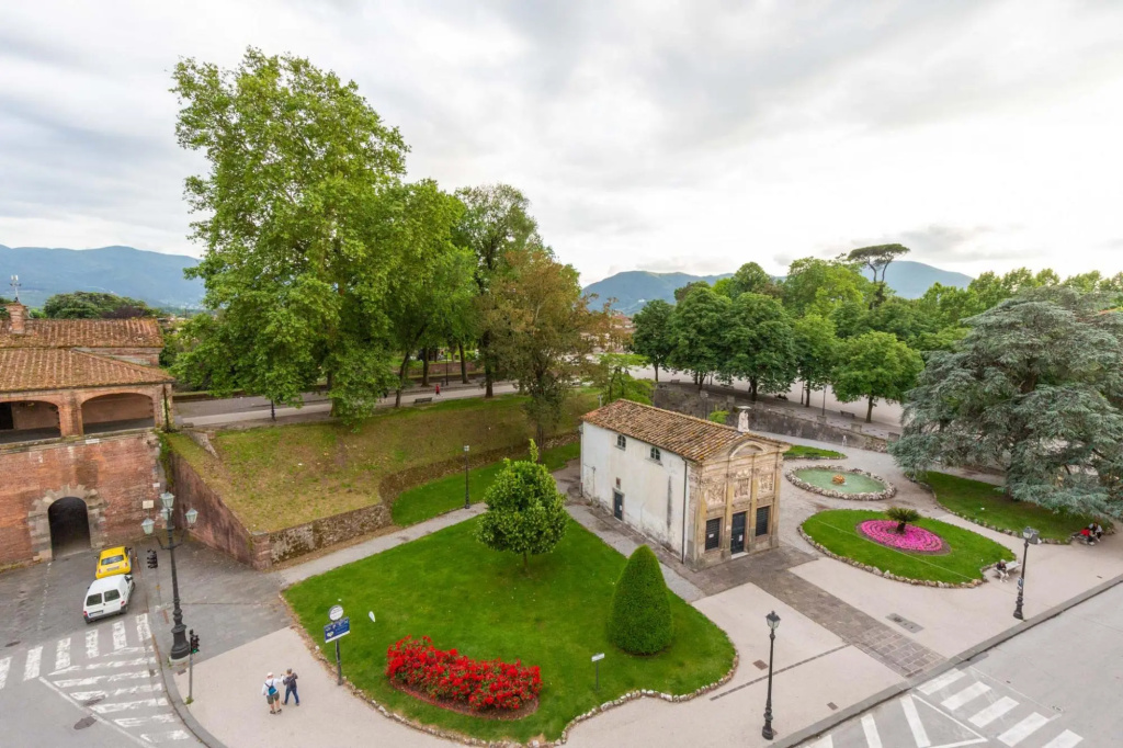 Casa La Enza in Lucca